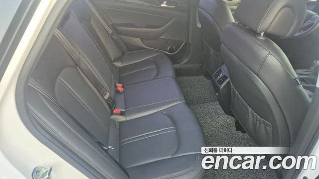 Hyundai LF Sonata 2.0 Smart, 2015 11