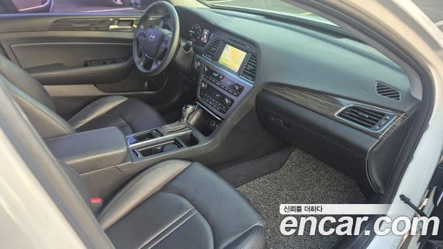 Hyundai LF Sonata 2.0 Smart, 2015 13