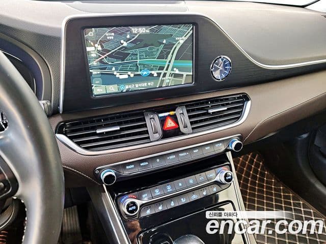 Hyundai Grandeur IG Premium, 2019 12