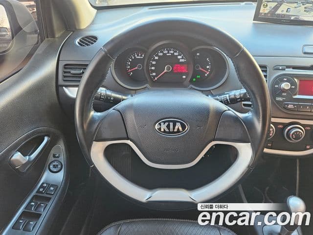 Kia All New Morning Deluxe Trendy, 2014 12
