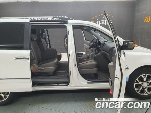 Kia Carnival R топовая версия, 2014 13