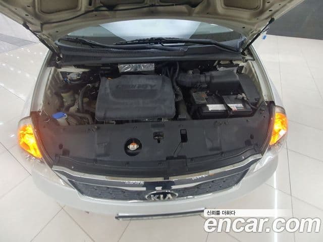 Kia Carnival R топовая версия, 2014 18