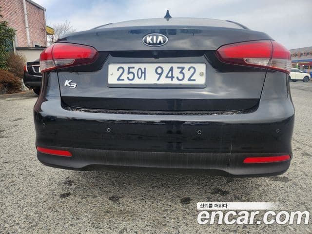 Kia The / новый New K3 Style, 2016 4