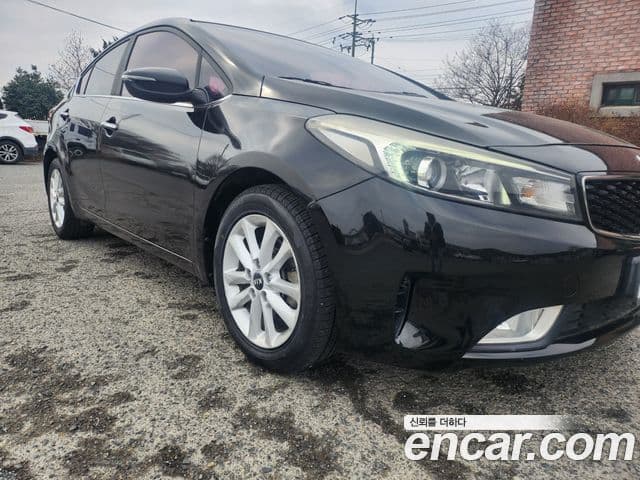 Kia The / новый New K3 Style, 2016 7