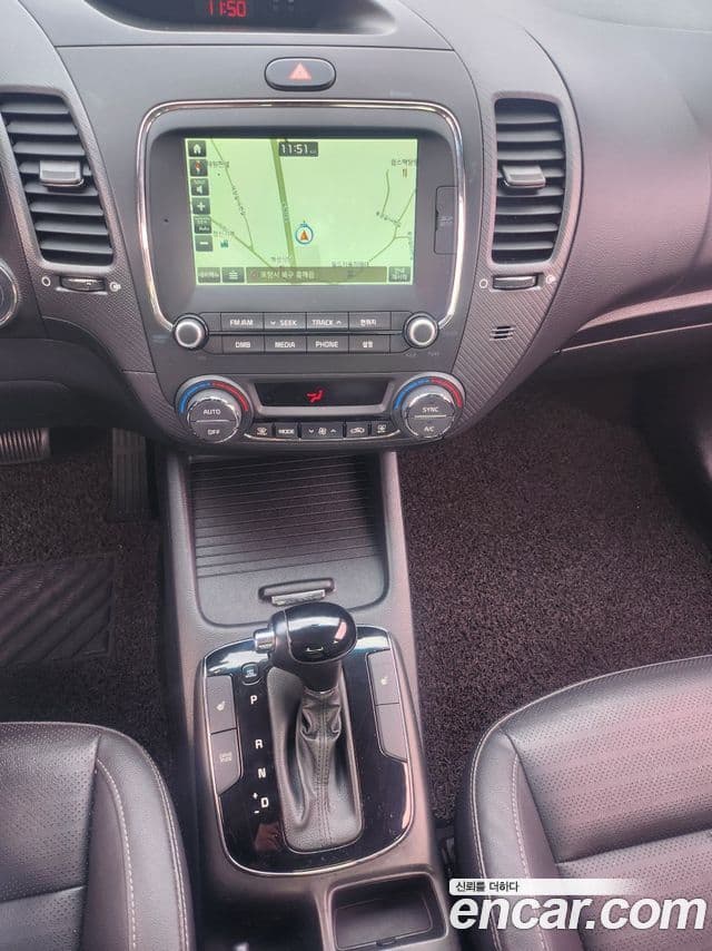 Kia The / новый New K3 Style, 2016 9