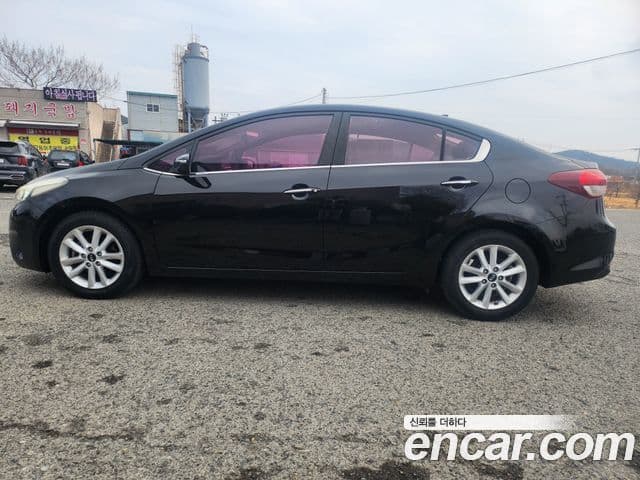 Kia The / новый New K3 Style, 2016 13