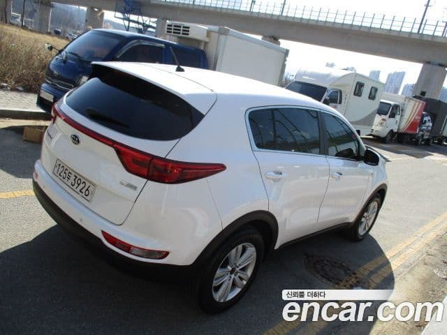 Kia Sportage 4세대 дизель 1.7 2WD Trendy, 2016 все фото