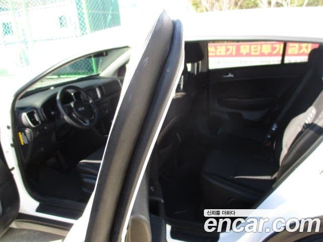 Kia Sportage 4세대 дизель 1.7 2WD Trendy, 2016 7