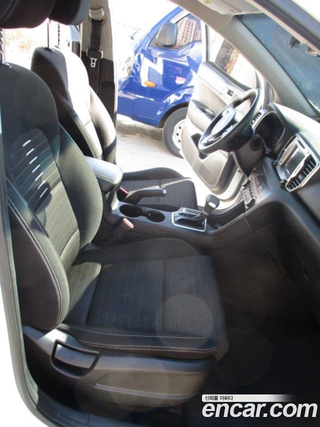Kia Sportage 4세대 дизель 1.7 2WD Trendy, 2016 8