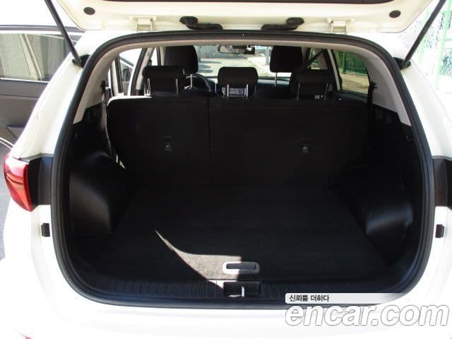 Kia Sportage 4세대 дизель 1.7 2WD Trendy, 2016 10