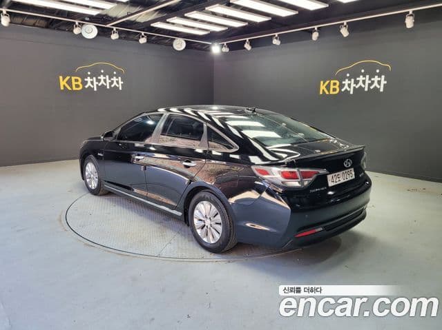 Hyundai LF Sonata гибрид Modern, 2017 3