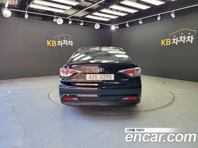 Hyundai LF Sonata гибрид Modern, 2017 все фото