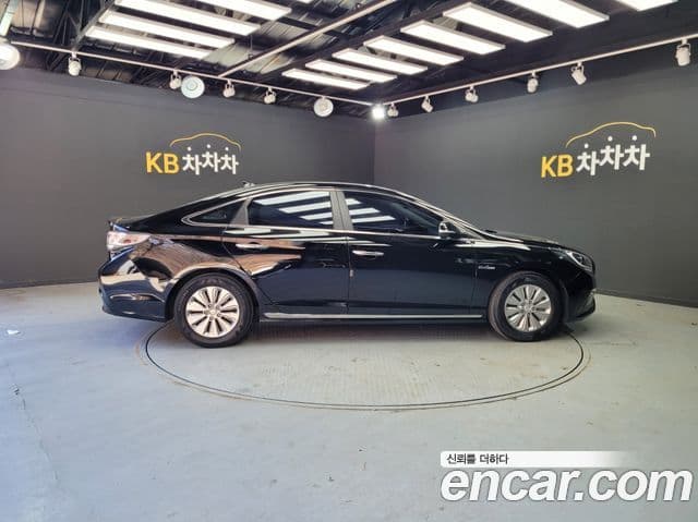 Hyundai LF Sonata гибрид Modern, 2017 6