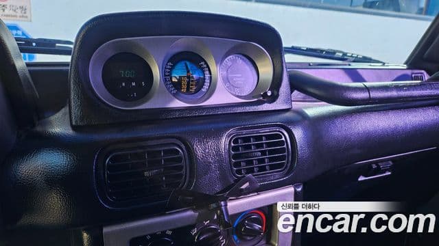 Hyundai 갤로퍼 2 фургон / Innovation турбо(Short Body), 2001 11