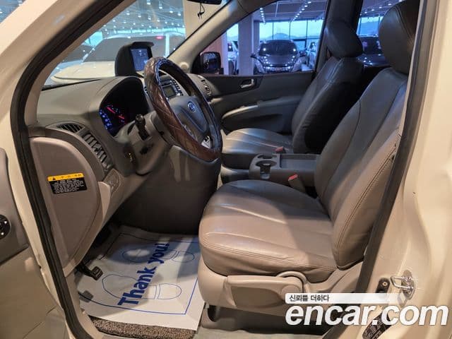 Kia Carnival R топовая версия, 2012 9