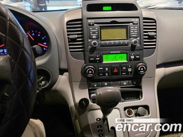 Kia Carnival R топовая версия, 2012 11