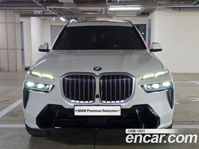 BMW X7 (G07) xDrive 40i M Sport 6인승, 2024 3