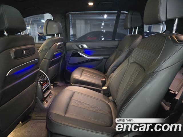 BMW X7 (G07) xDrive 40i M Sport 6인승, 2024 12