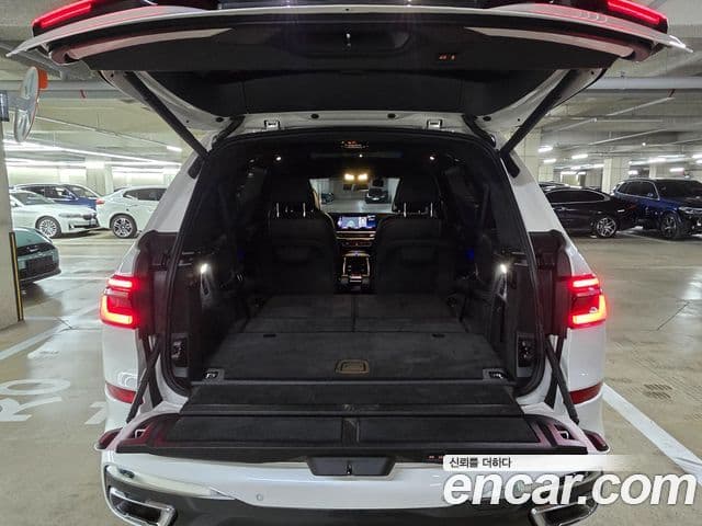 BMW X7 (G07) xDrive 40i M Sport 6인승, 2024 20