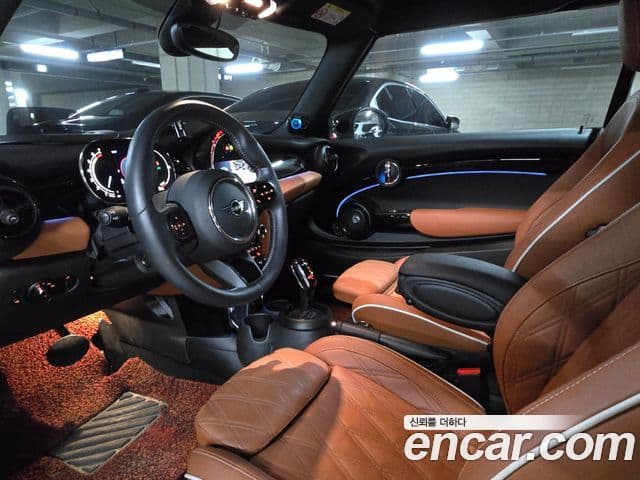 Mini Cooper S кабриолет 3세대, 2024 13