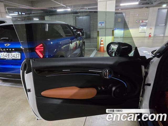 Mini Cooper S кабриолет 3세대, 2024 16