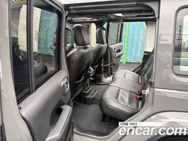 Jeep Wrangler (JL) 2.0 Overland Power top 4도어, 2022 7