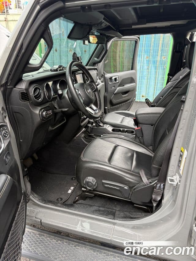 Jeep Wrangler (JL) 2.0 Overland Power top 4도어, 2022 8