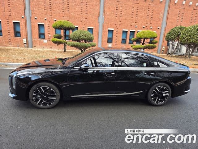 Kia The / новый New K8 гибрид Noblesse, 2025 2