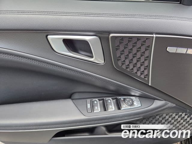 Kia The / новый New K8 гибрид Noblesse, 2025 8