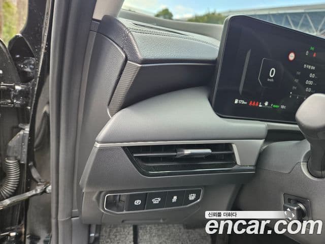 Kia The / новый New K8 гибрид Noblesse, 2025 9