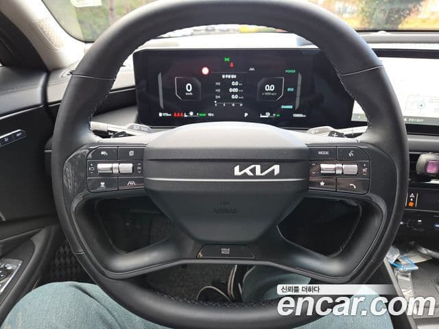 Kia The / новый New K8 гибрид Noblesse, 2025 11