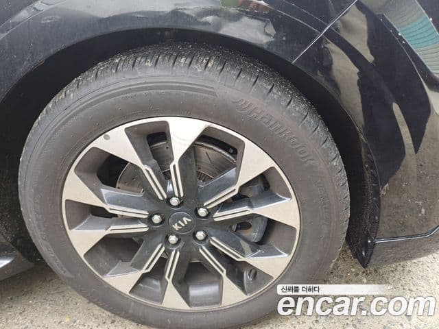 Kia Carnival 4세대 Signature, 2021 11