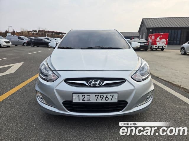 Hyundai Accent(новый кузов / новое поколение) Modern, 2014 1