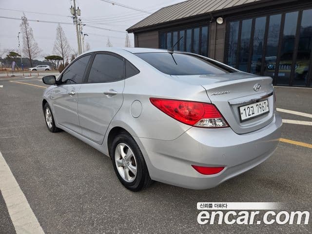 Hyundai Accent(новый кузов / новое поколение) Modern, 2014 4