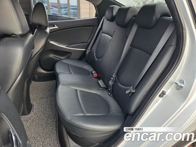 Hyundai Accent(новый кузов / новое поколение) Modern, 2014 12