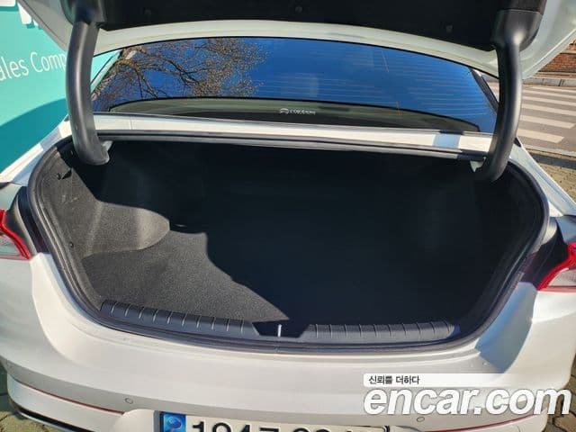 Kia K5 гибрид 3세대 Noblesse, 2022 все фото