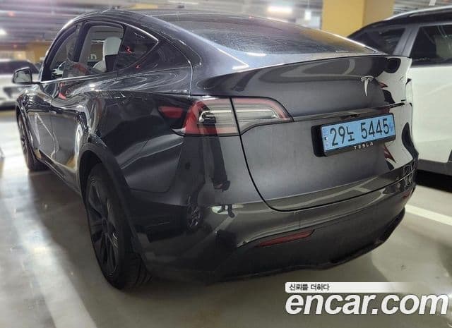 Tesla модель Y, 2024 2