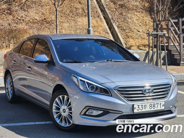 Hyundai LF Sonata Special, 2015 1