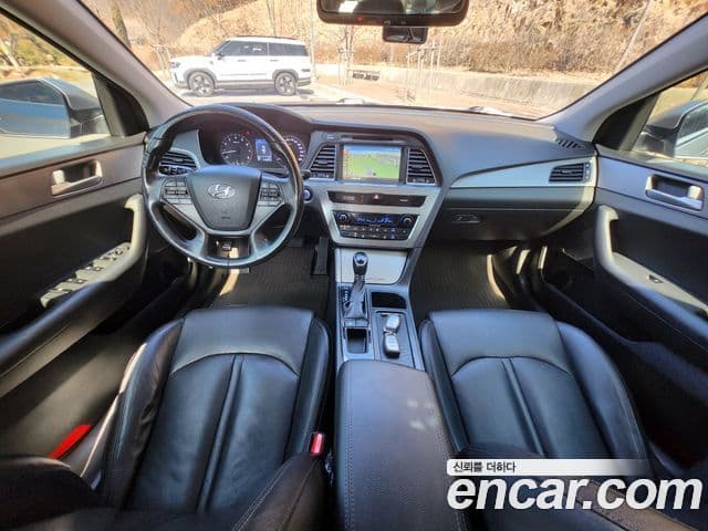 Hyundai LF Sonata Special, 2015 7
