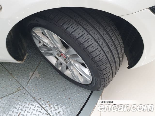 Jaguar XF (X260) 30d Portfolio, 2017 все фото