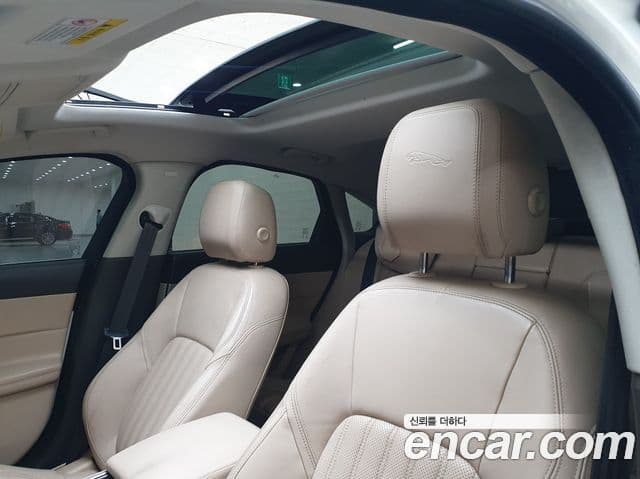 Jaguar XF (X260) 30d Portfolio, 2017 10