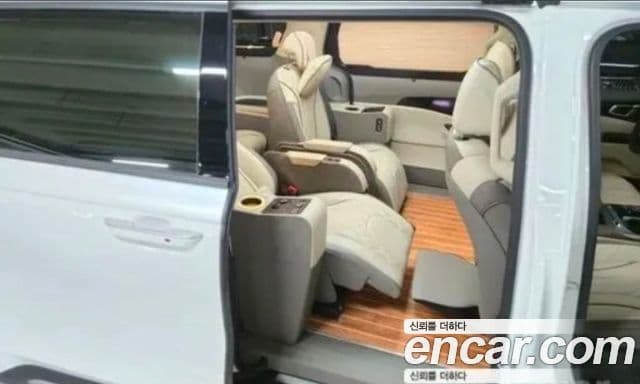 Kia Carnival 4세대 бензин 9인승 High Limousine(компания по спецнадстройкам), 2022 6