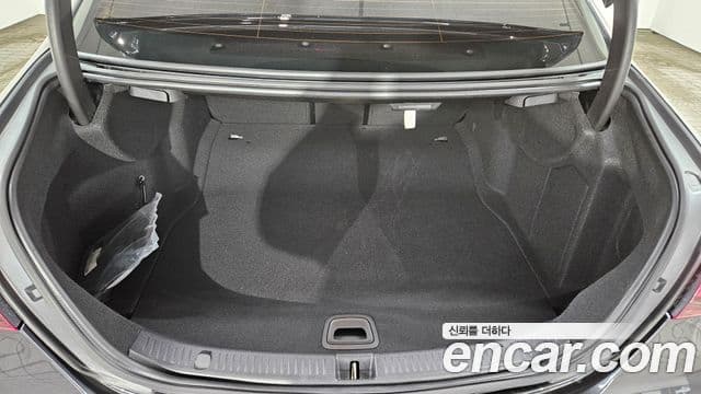 Mercedes-Benz E-класс W213 Exclusive, 2023 11