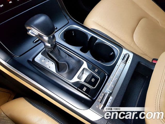 Kia Carnival 4세대 Prestige, 2022 12