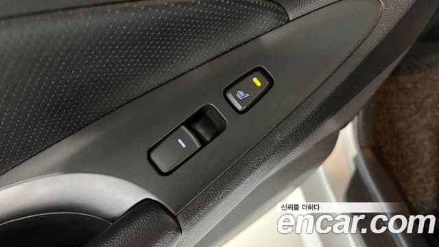 Hyundai Sonata гибрид Modern, 2014 18