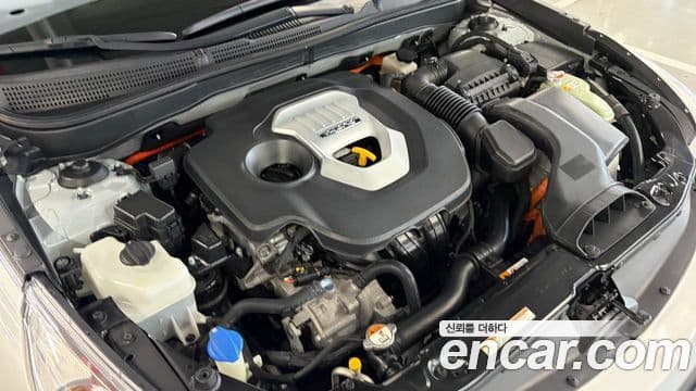 Hyundai Sonata гибрид Modern, 2014 20