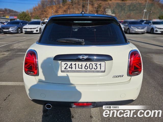Mini Cooper 3세대, 2021 4