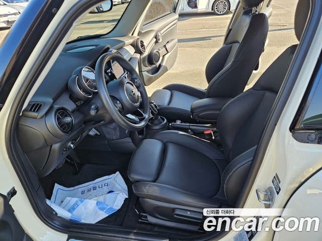 Mini Cooper 3세대, 2021 7