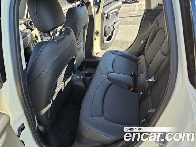 Mini Cooper 3세대, 2021 10