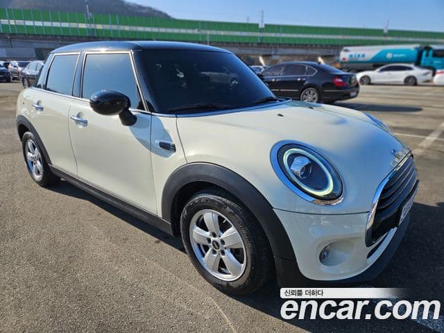 Mini Cooper 3세대, 2021 15